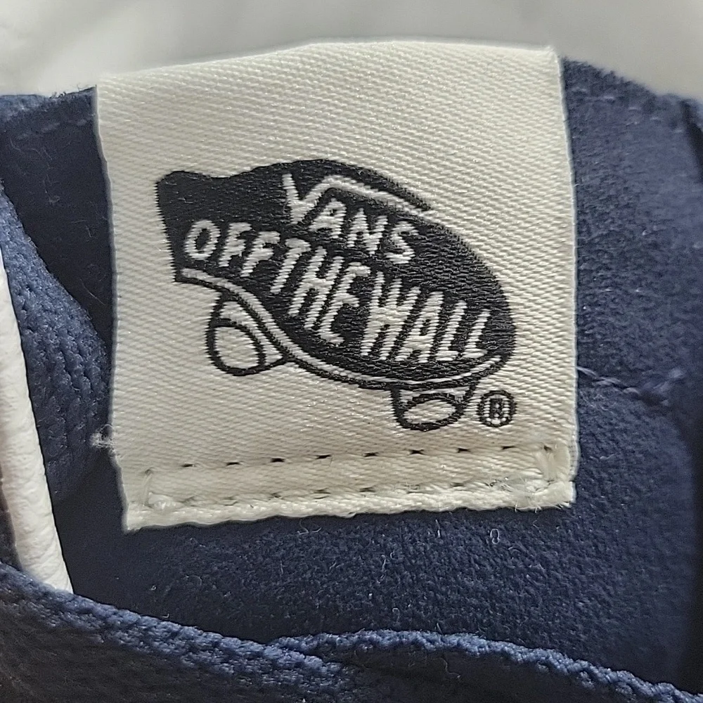 Van's SK8-Hi Brand new in the box no lid authentic uper textile size women 9.0